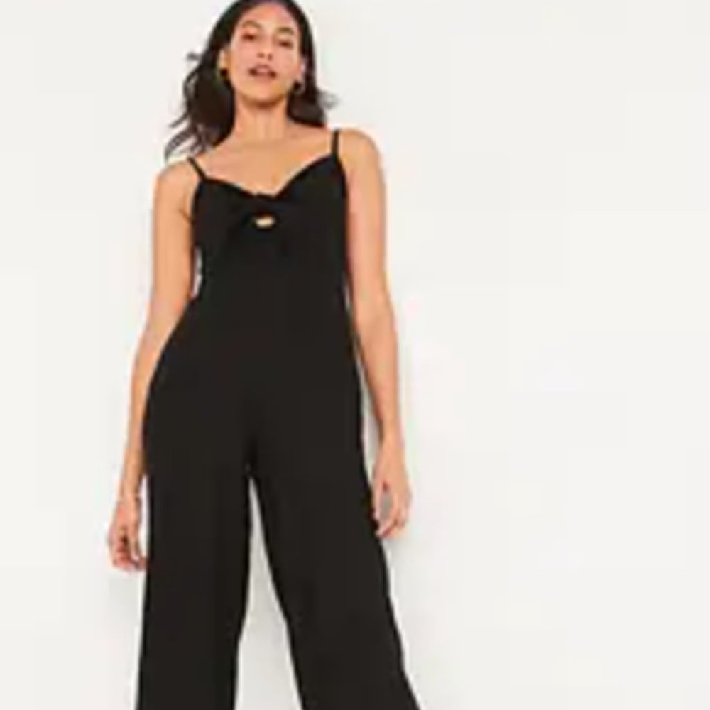 NWT Jumpsuit Black Old Navy M
